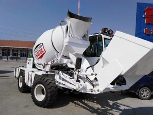 自走式攪拌機(jī)是怎樣操作的？