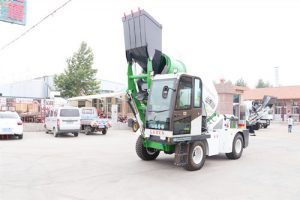 用這種攪拌車制作混凝土太省事了！而且超省人工