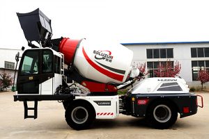 遠(yuǎn)赴烏茲別克斯坦！魯樽LZ3500自上料攪拌車預(yù)計(jì)9月投入當(dāng)?shù)鼗?，貢獻(xiàn)中堅(jiān)力量